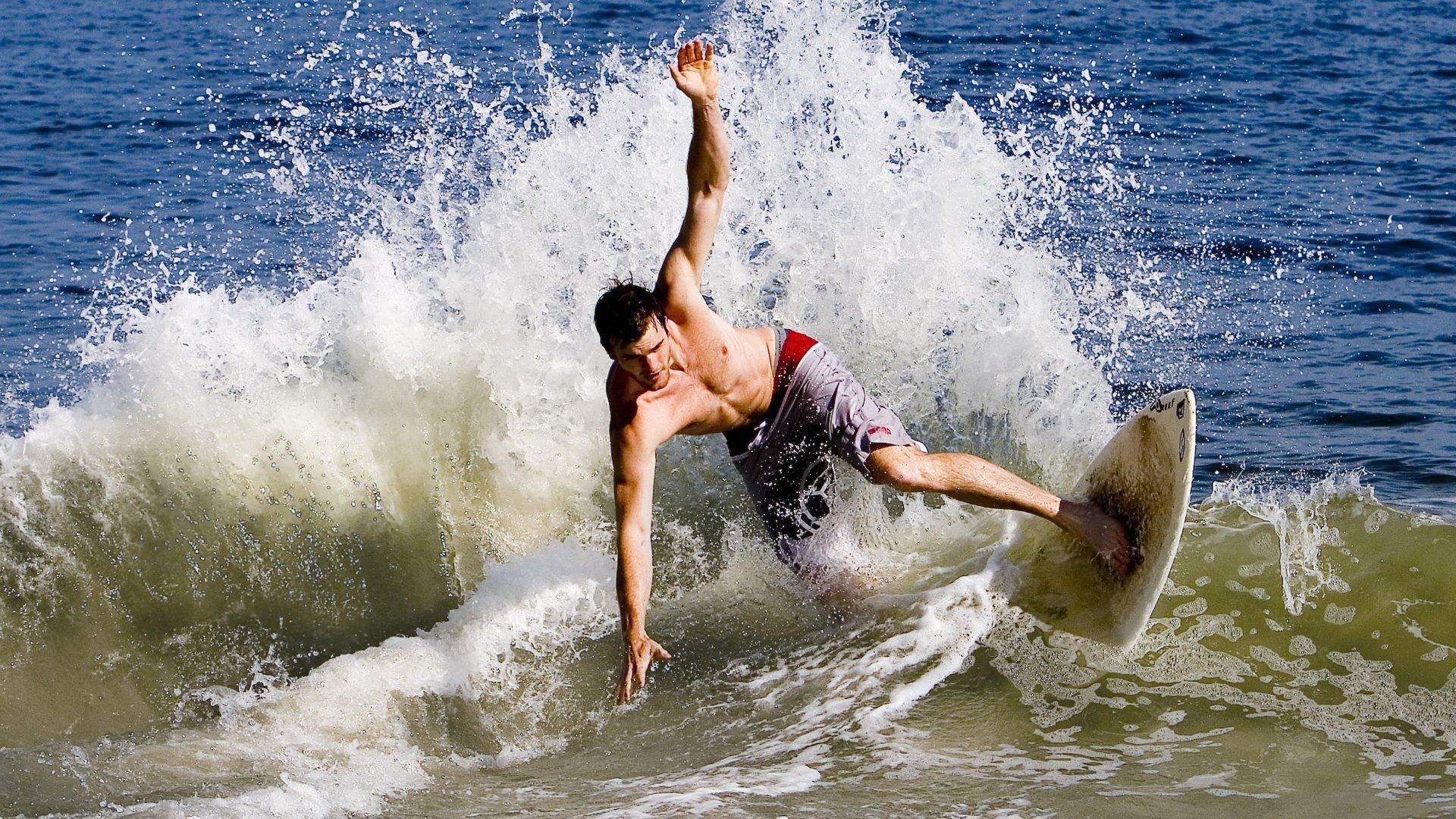 比赛虽败精神不输 中国女队仍令人敬佩，比赛虽然失败了